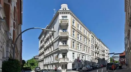 Aachener Hof Hotel Hamburg 3*,
